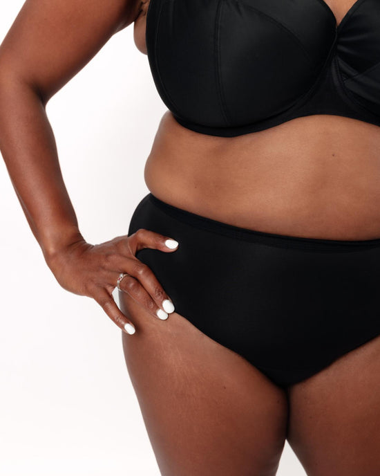 NIXI Body Susie Sporty Hip Hugger Black Leakproof Knickers for little bladder leaks and periods no vpl